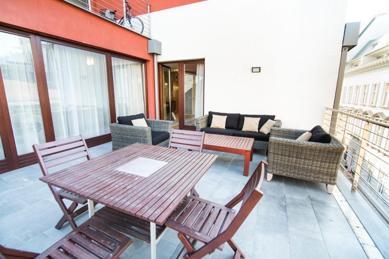 Paulay Free Parking Luxury Design Apartman With Terazze Будапеща Екстериор снимка